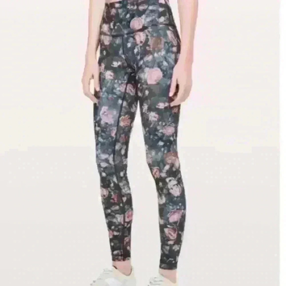 Lululemon Speed Up Tight in Rose Multi Color Activewear Leggings Sz 8 Athleisure - Picture 3 of 9